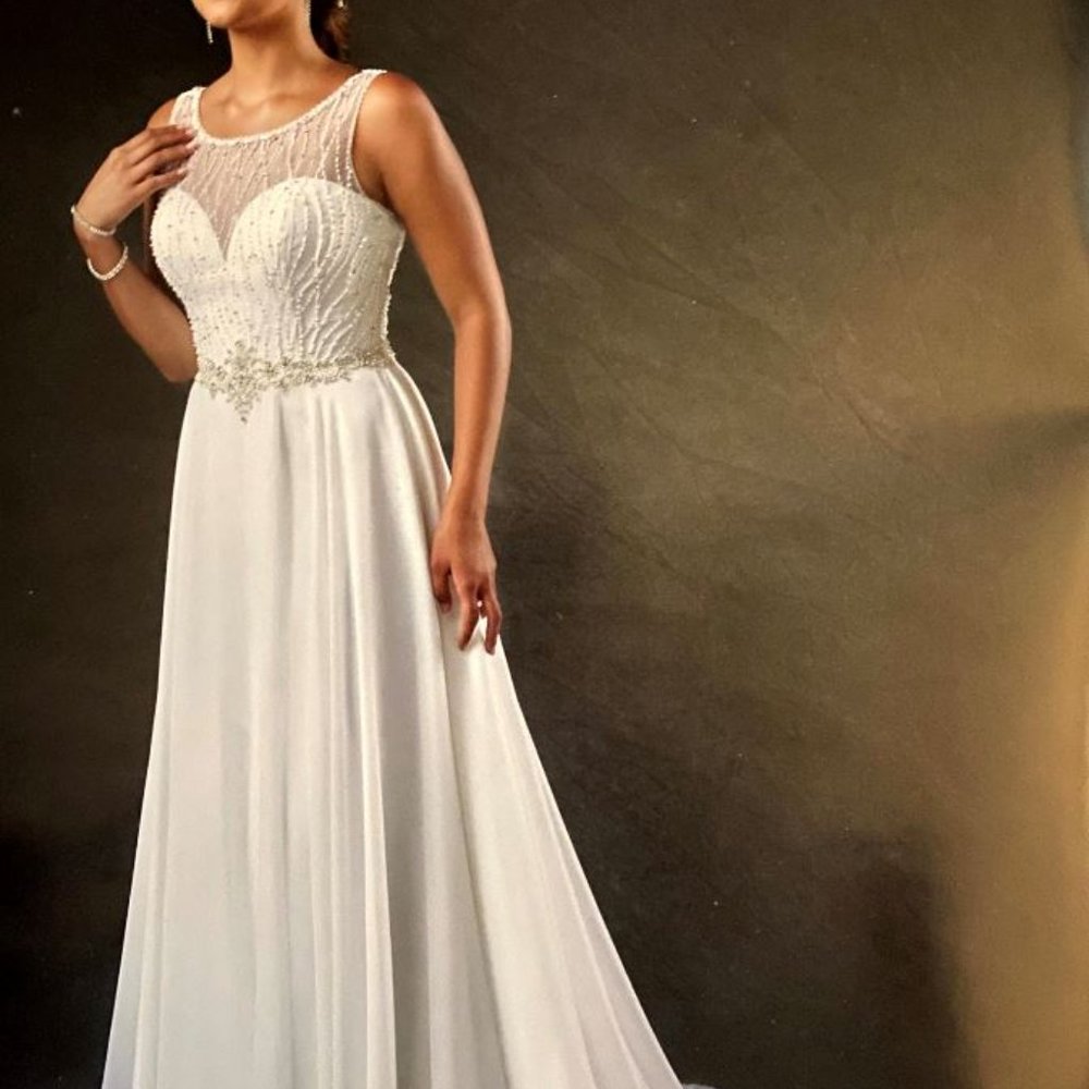 Plus size wedding dress Bonny Bridal style 4706